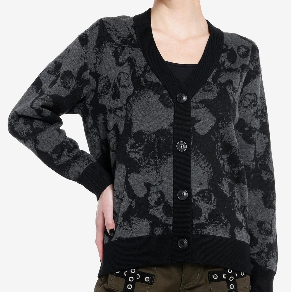 Social collision skull cardigan XL